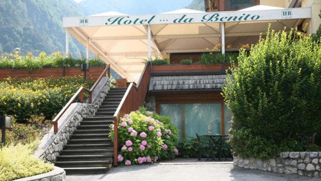 Albergo Benito Ponte nellʼAlpi Exterior foto