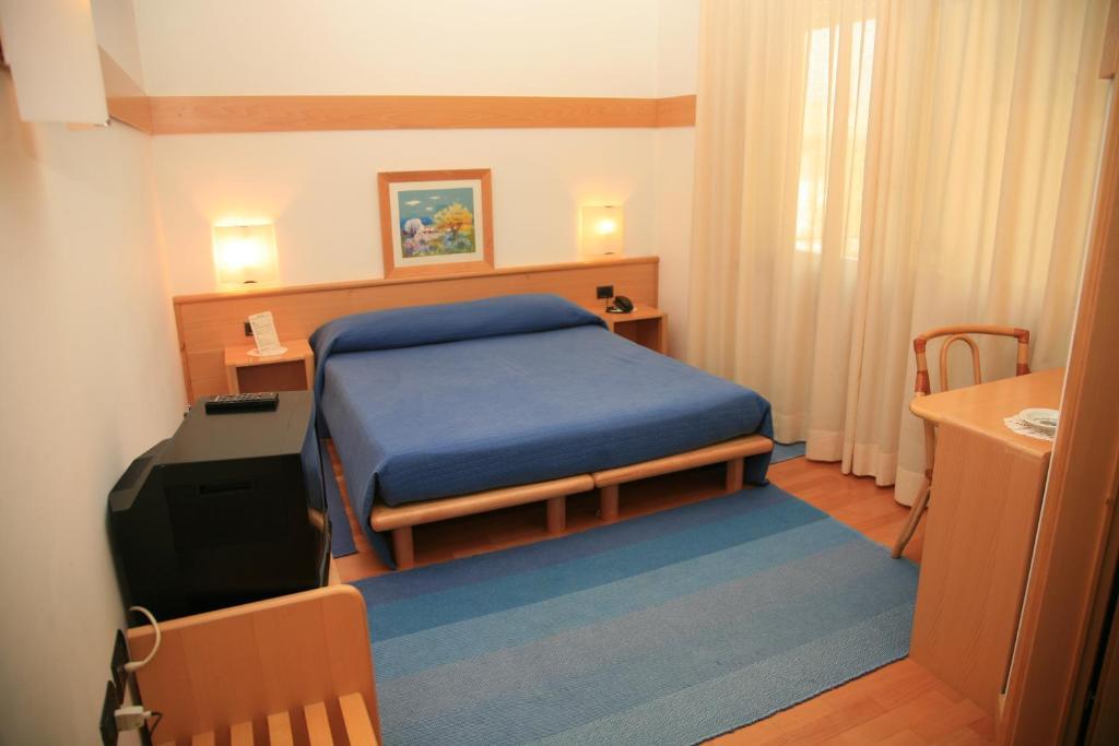 Albergo Benito Ponte nellʼAlpi Zimmer foto